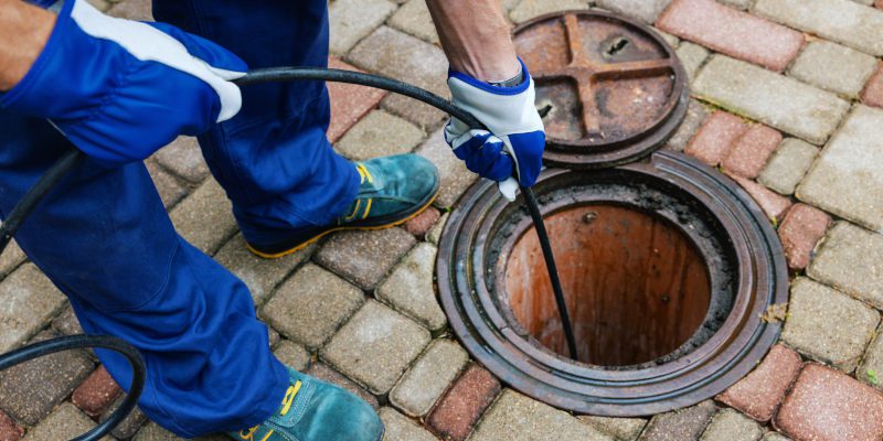 High-Pressure Water Jetting in Lake Norman, North Carolina