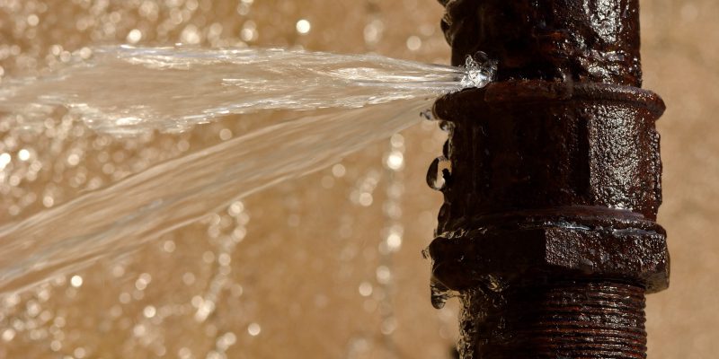 How Can You Tell You Have a Broken Pipe?